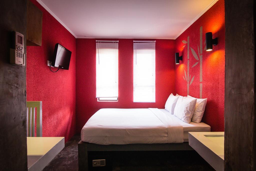 Kayun Hostel Legian Habitación foto
