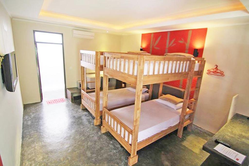 Kayun Hostel Legian Habitación foto