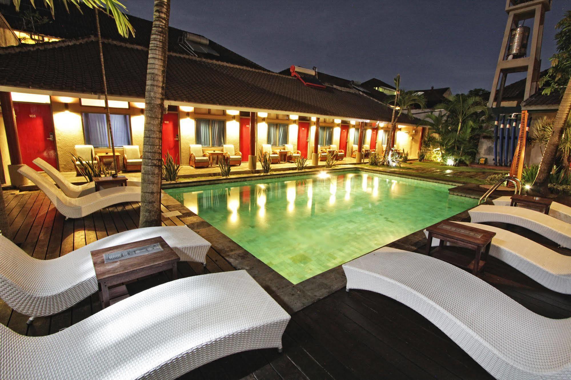 Kayun Hostel Legian Exterior foto